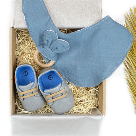 Paket z darili za novorojenčka in mamico