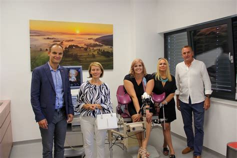Notranjost sodobne ginekološke ambulante