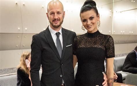 nosečnica Nina Ivanišin s partnerjem Klemnom Janežičem