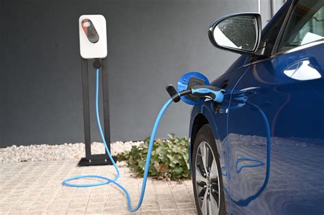 različni modeli otroških električnih vozil