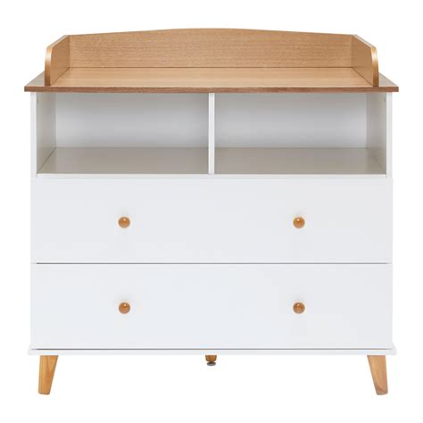 Primer samostojne previjalne komode z predali