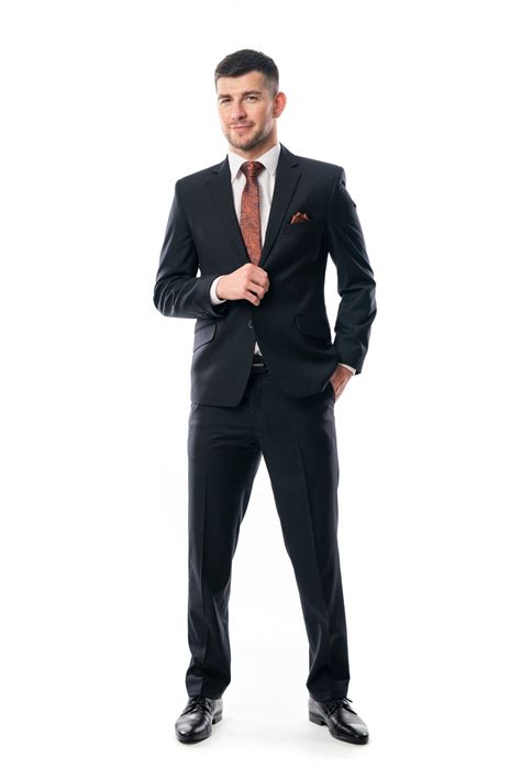 različni stili nosečniških oblek