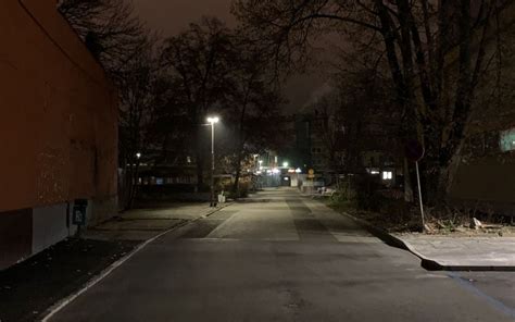 Simbolična slika nosečniškega trebuščka v 37. tednu