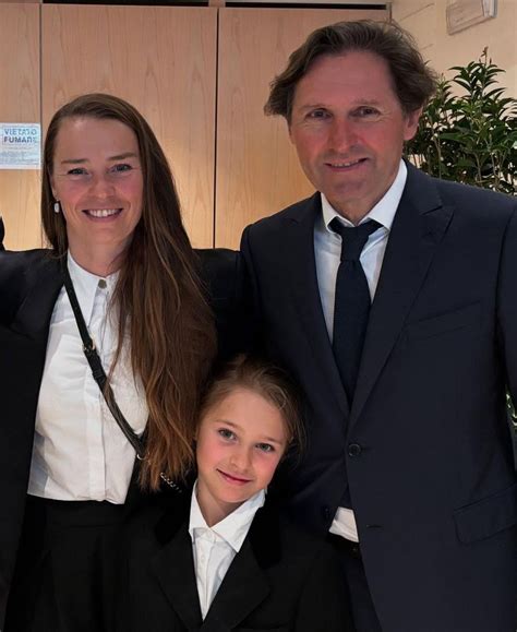 Tina Maze in Andrea Massi s hčerko Anouk