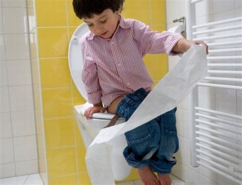 Otrok z bolečino pri uriniranju