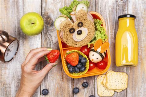 Različni prigrizki iz jabolk za otroke