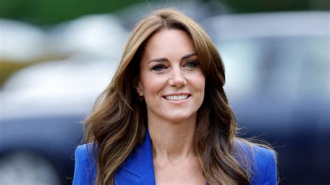 Primerjava fotografij nosu Kate Middleton z želenim nosom