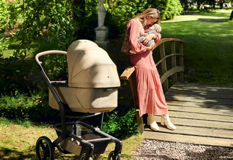 Dojenček v vozičku Hauck Diana