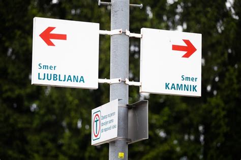 Diagram, ki prikazuje proces odobritve in povračila stroškov za zdravljenje v tujini