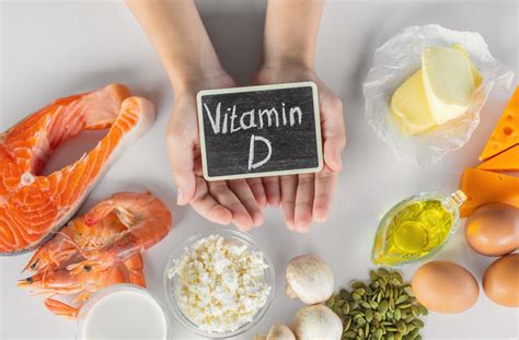 Različni viri vitamina D: ribe, jajca, sončna svetloba