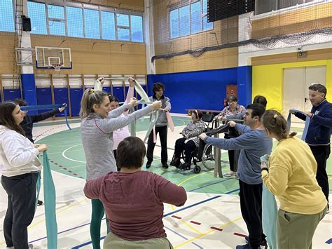 Infografika o pogostosti laringitisa glede na starost