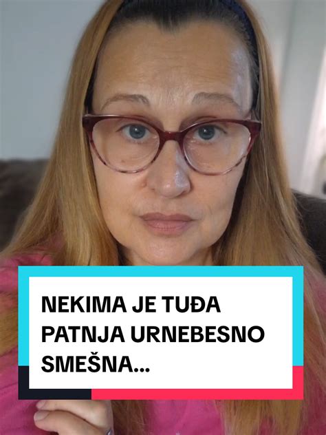 Doječek se smeje med igro