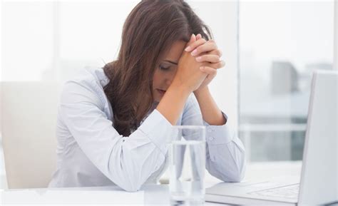 ikone, ki predstavljajo glavobol, omotico, utrujenost