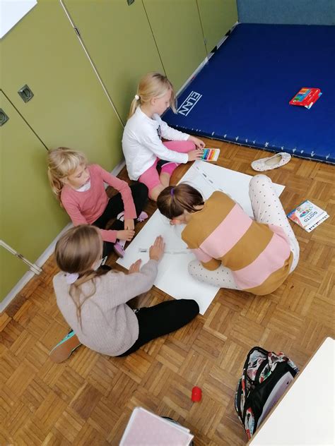 Simulacija otroka v porodniškem položaju