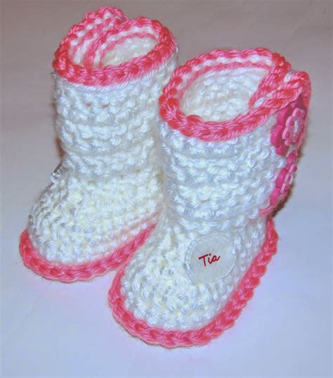 Različni modeli nosečniških nedrčkov