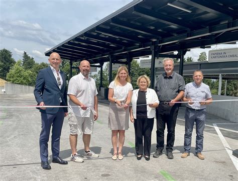 Otvoritev centra za oploditev v Postojni