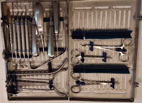 Instrumentarij za kirurški splav
