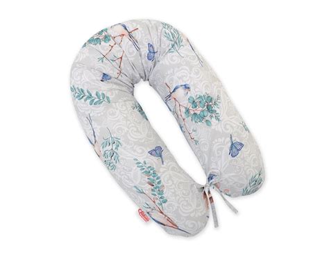 Nosečnica, ki spi s pomočjo materinske blazine