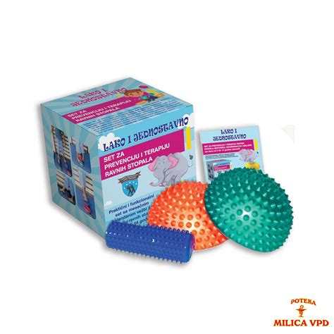 Set za odtis stopala z barvno gobico in kartico.