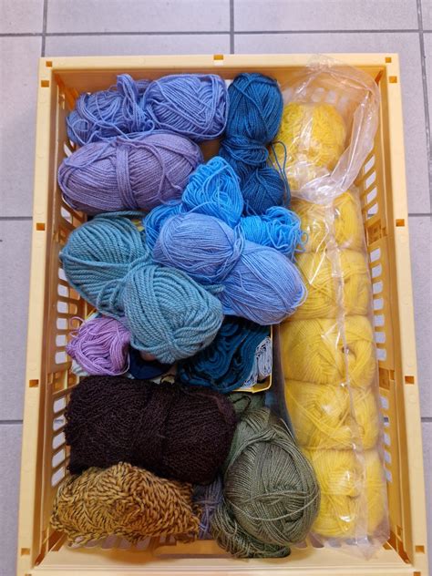 Volna in pletilke za pletenje copatkov