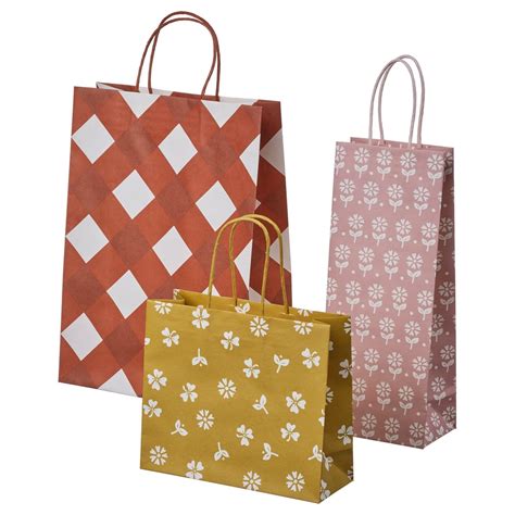 Različni vzorci pletenih copatkov