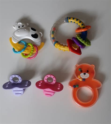 Različna otroška grizala