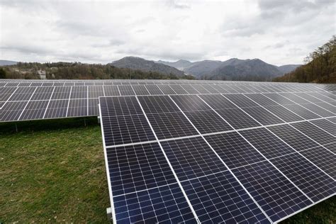 Simbolična upodobitev Sončne Vile v Mariboru.