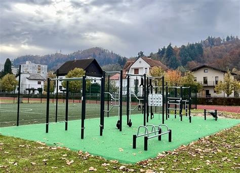 Zunanji pogled na porodnišnico Celje