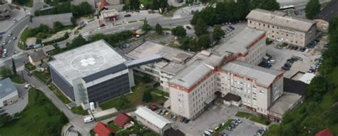 zgradba bolnišnice Jesenice