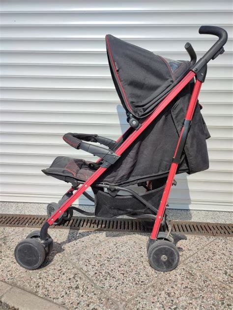 Volkswagen GTI otroški voziček