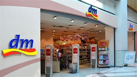 dm trgovina notranjost