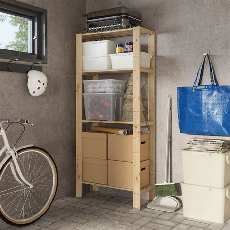 Ilustracija telovadbe z dojenčkovimi rokicami in nogicami