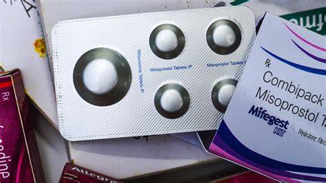 Tablete mifepriston in misoprostol