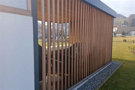 Različne unikatne štorklje z dodatki