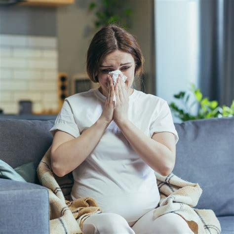 Simptomi hiperemeze v nosečnosti