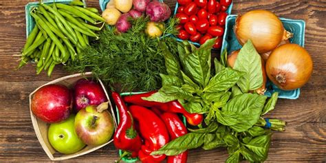 Slika raznolikega sadja in zelenjave