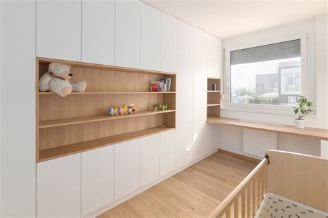 Notranji dizajn otroške sobe s pohištvom po meri Lip Poljčane