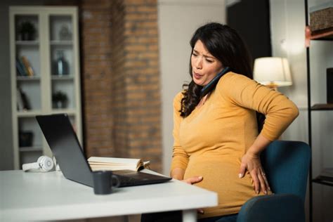 Diagram, ki prikazuje krčenje maternice med popadki