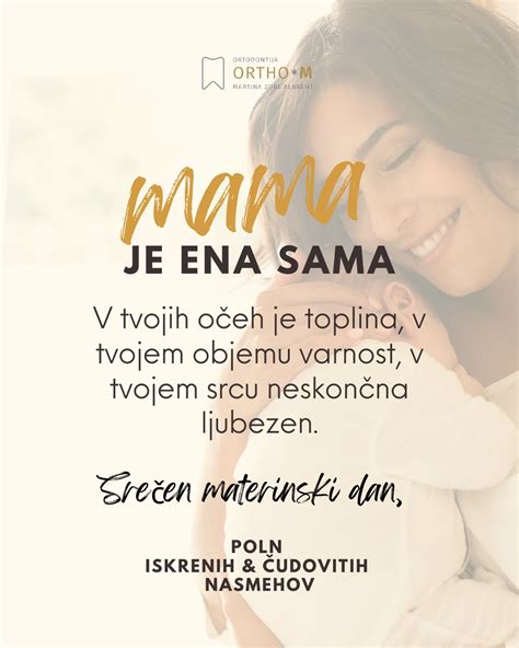 Mama doji dojenčka v objemu