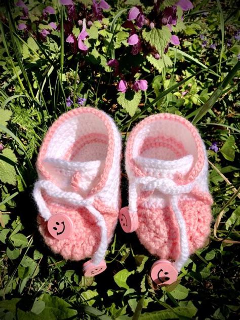 Pleteni otroški copatki