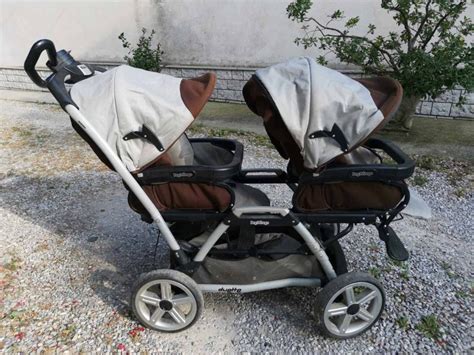 otroški voziček za dvojčke