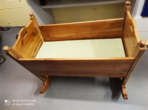 Diagram položaja navzkrižne zibelke.