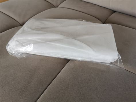Različne vrste previjalnih podlog: klasična, zložljiva, za enkratno uporabo