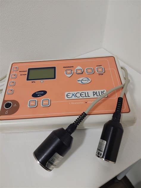 Ultrazvočni aparat v uporabi