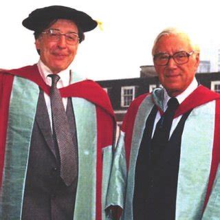 Patrick Steptoe in Robert Edwards, pionirja umetne oploditve.