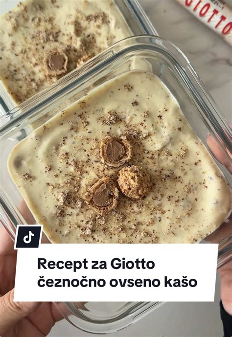 Priprava ovsenih kosmičev v kozarčku za pripravo čez noč