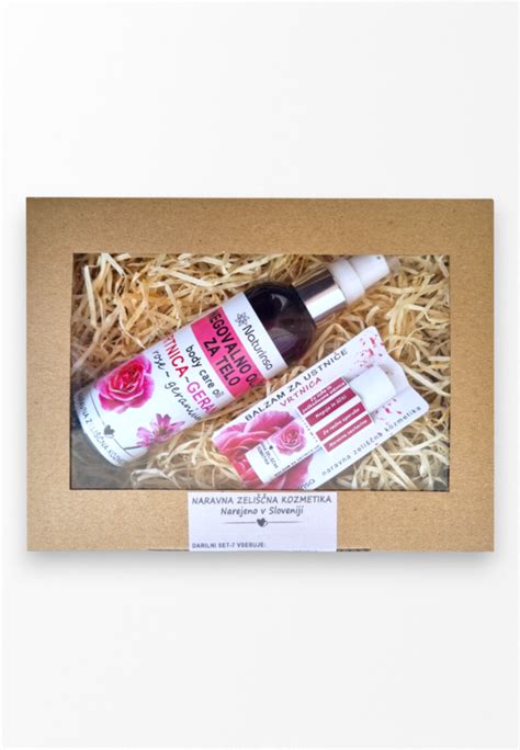 Nosečnica z negovalnim oljem