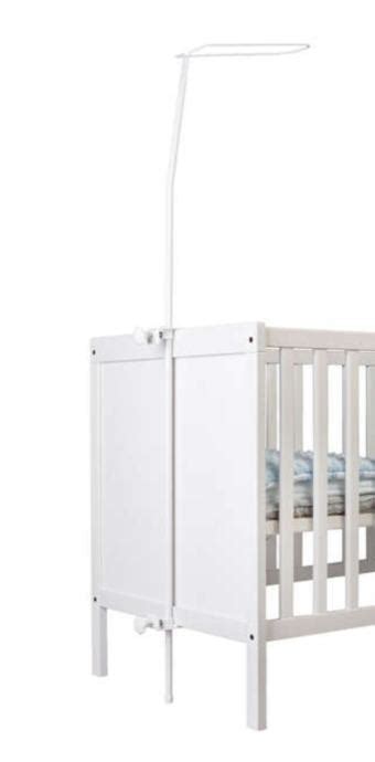 kolesca za otroško posteljo