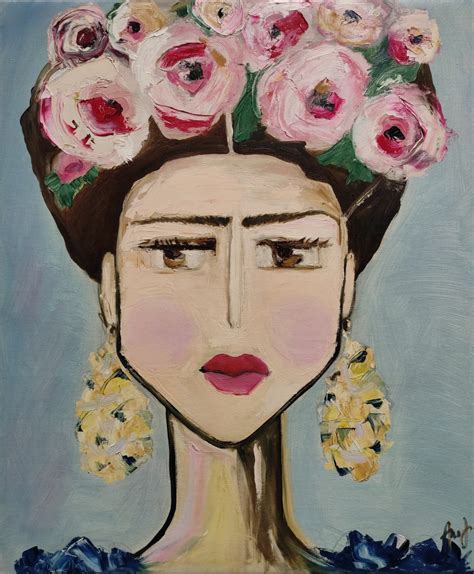 Ženska v mlečni kopeli z rožami