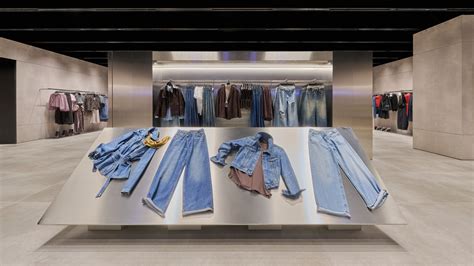 izložba trgovine Zara